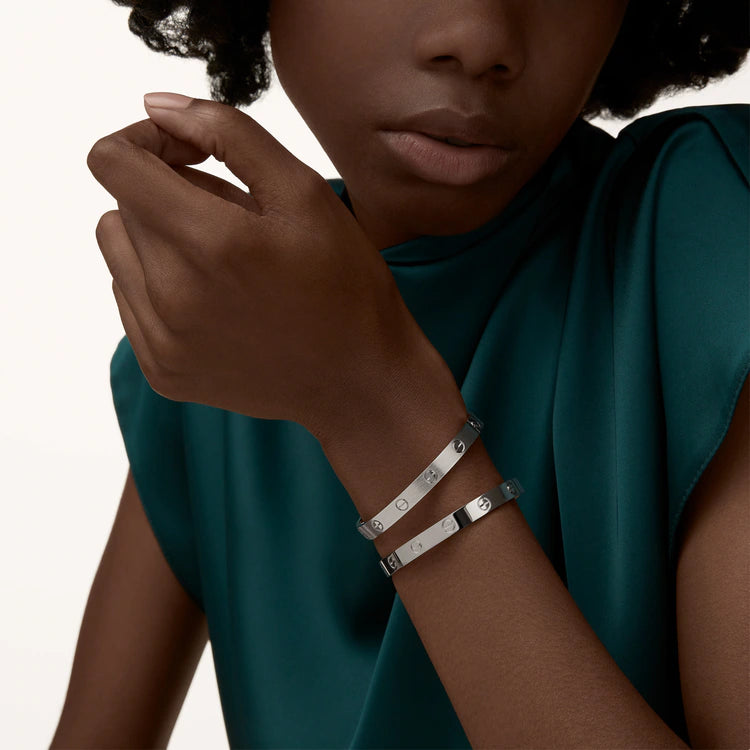 Cartier Love bracelet, classic model B6067617
