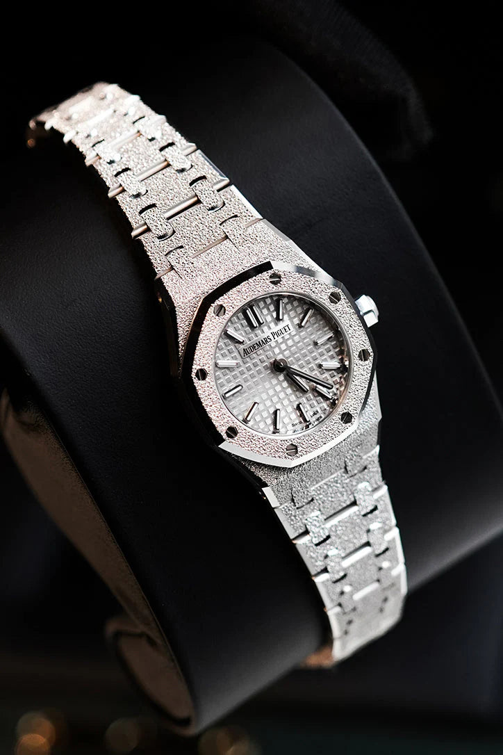 Audemars Piguet Royal Oakmini Frosted Gold Quartz 67630BC