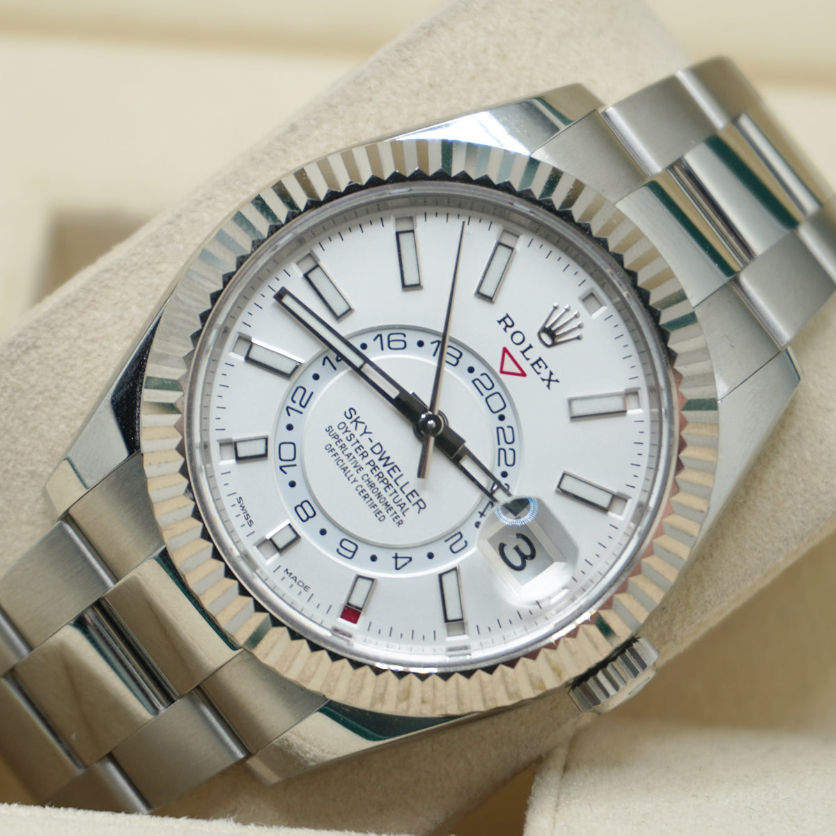 Rolex Sky-Dweller 42mm Stainless Steel 326934 White Dial
