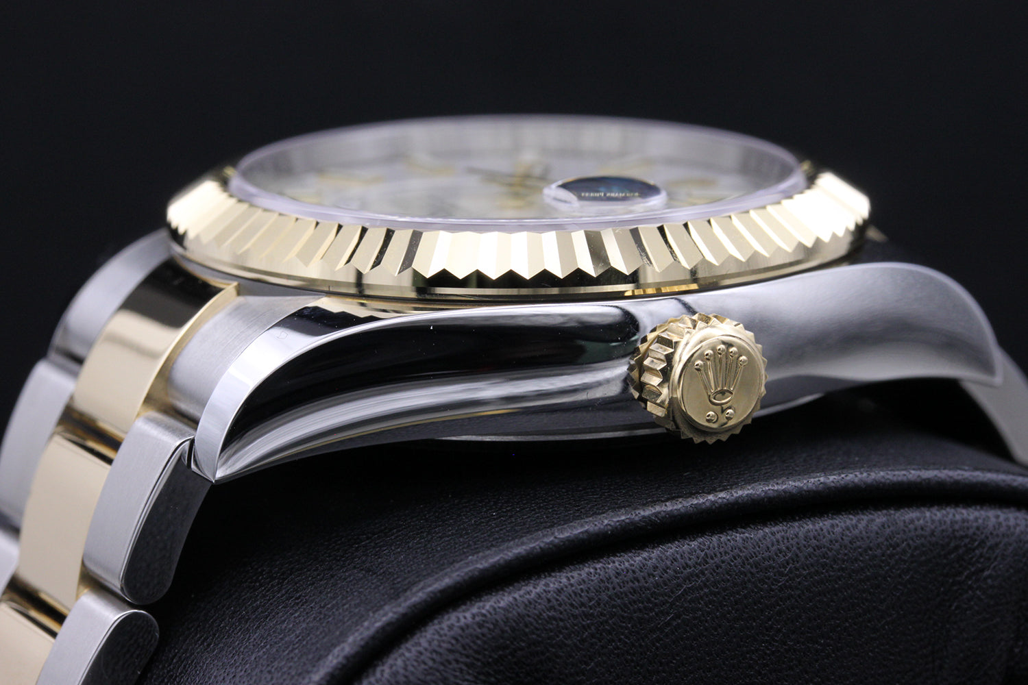 Rolex Sky-Dweller 42mm 326933 White Dial
