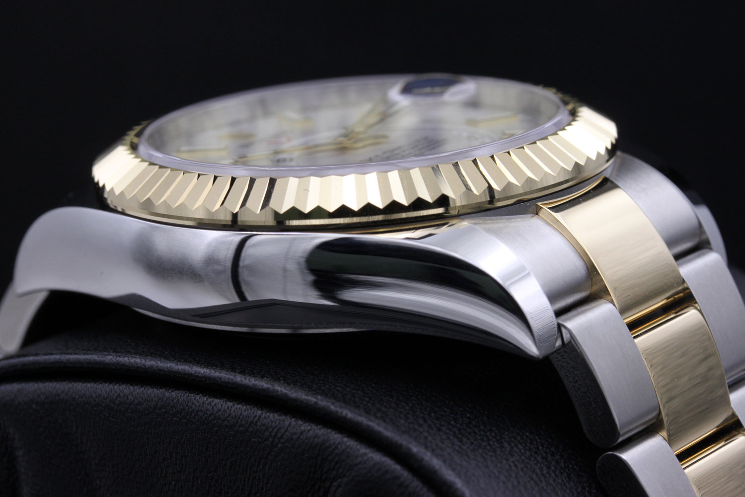 Rolex Sky-Dweller 42mm 326933 White Dial