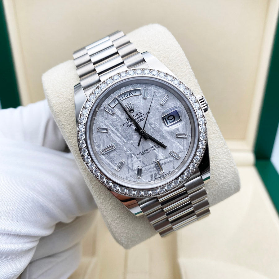Rolex Day-Date 40 Presidential 228349RBR  Diamond Bezel Baguette Diamond Meteorite Dial