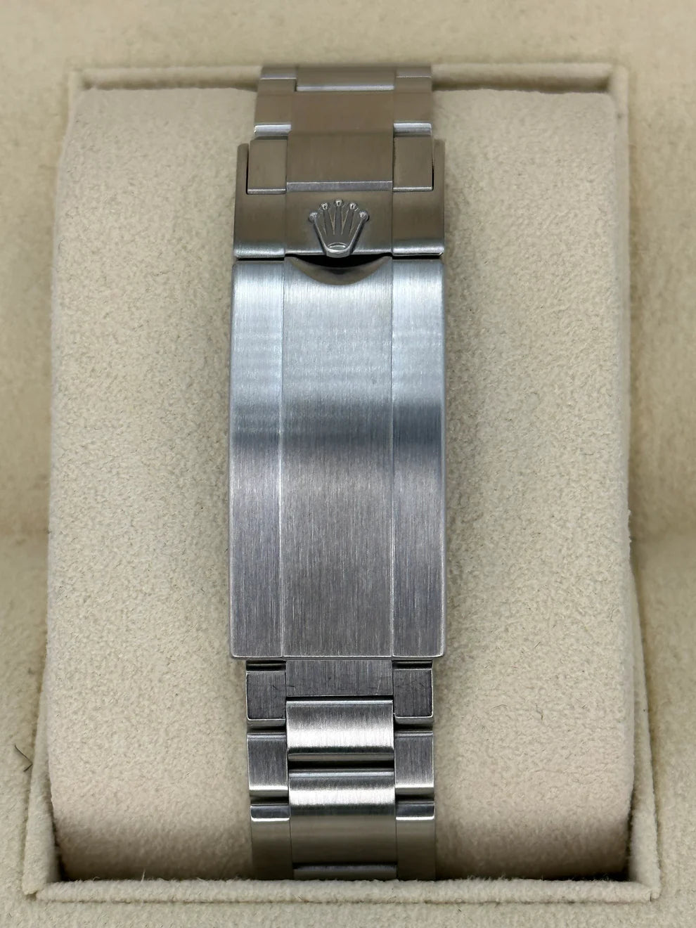 Rolex Submariner Date 40mm 116610LV Green Dial