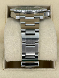 Rolex Submariner Date 40mm 116610LV Green Dial