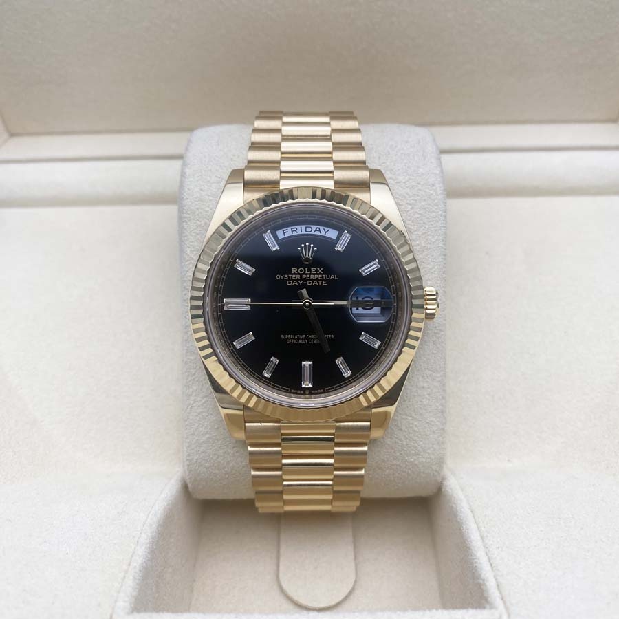 Rolex Day-Date 40 Presidential 228238 Fluted Bezel Baguette Diamond Black Dial