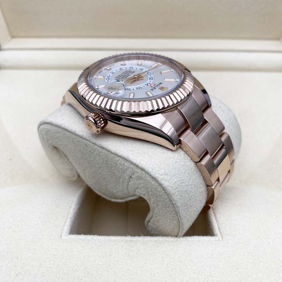Rolex Sky-Dweller 42mm 326935 White Dial