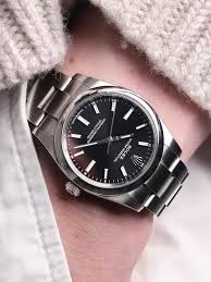 ROLEX OYSTER PERPETUAL WITH BLACK DIAL 36MM WATCH M126000-0002ROLEX OYSTER PERPETUAL WITH BLACK DIAL 36MM WATCH M126000-0002