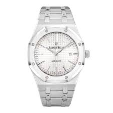 Royal Oak 15400 White Dial in White Carbon Fibre